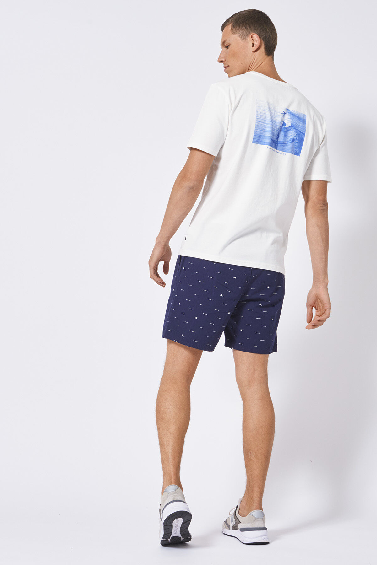 Eon Surf image number 2