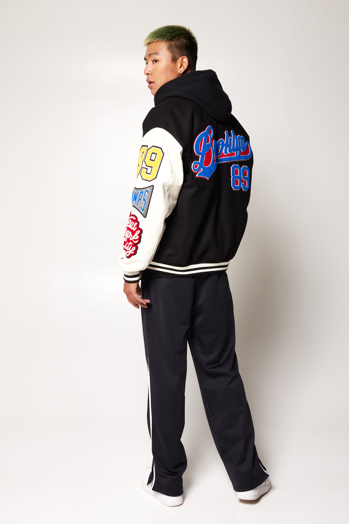 Bomberjack Jovi image number 2