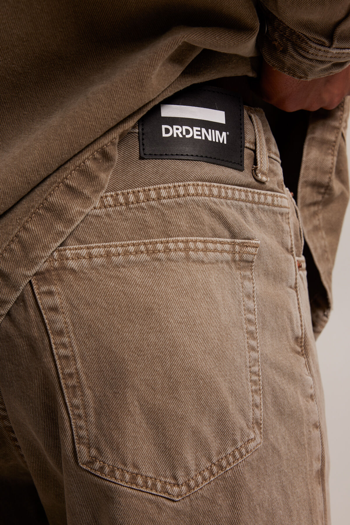 Dr. Denim Jeans Omar image number 3