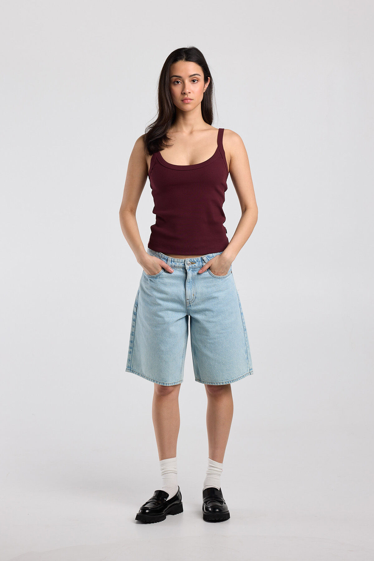 Geena image number 1