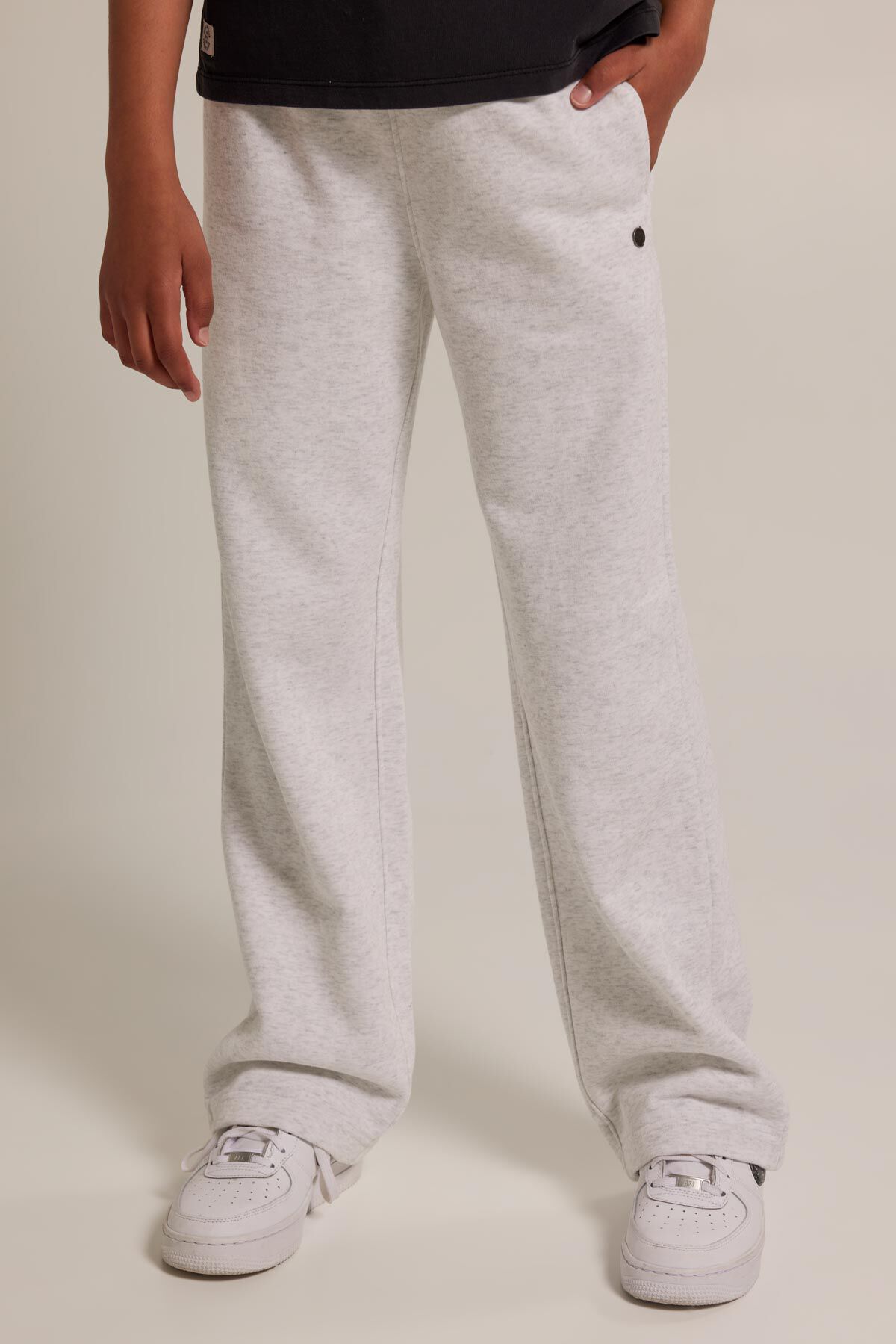 Light clearance jogging pants