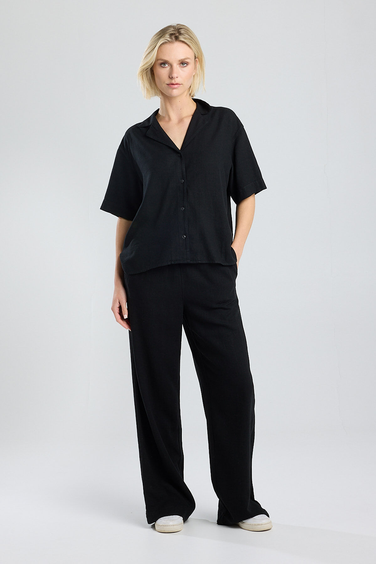 Pants Polly image number 1