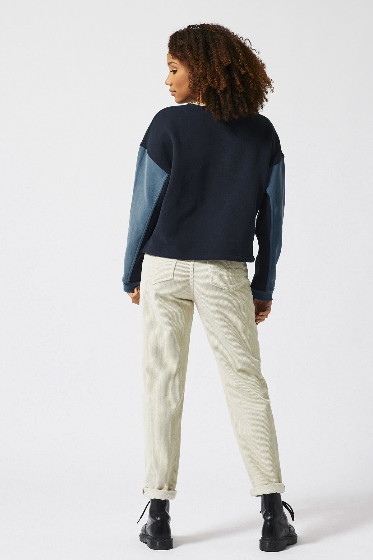 Sweater Sarah image number 2