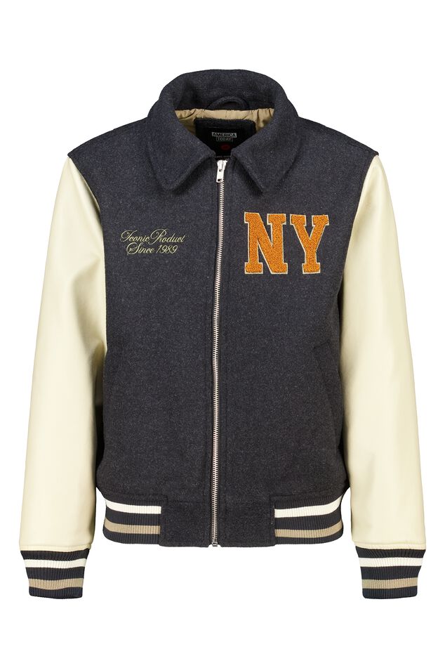 Jari JR image number 4