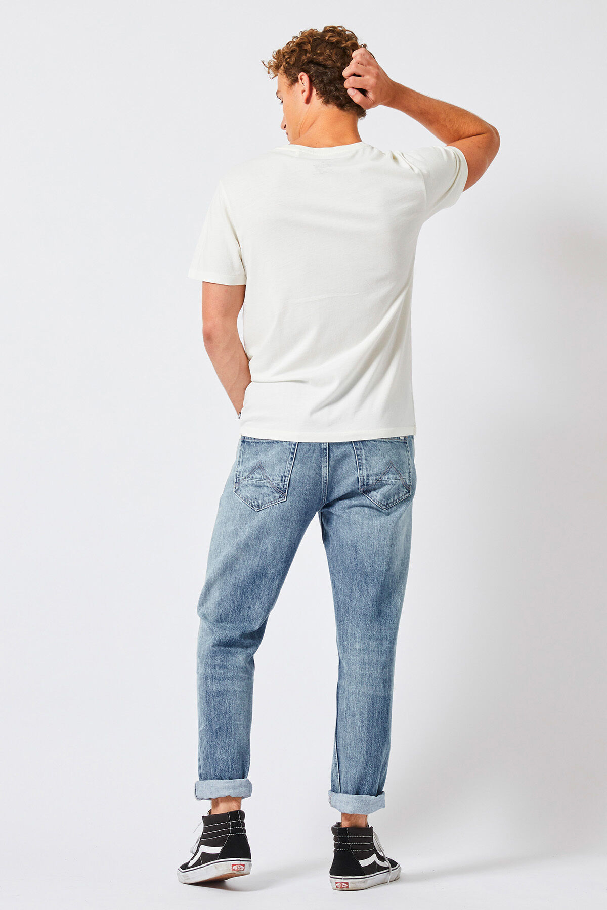 Elvin Chest image number 2