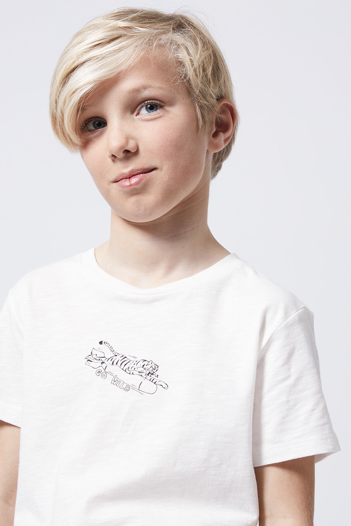 Leo jr image number 3