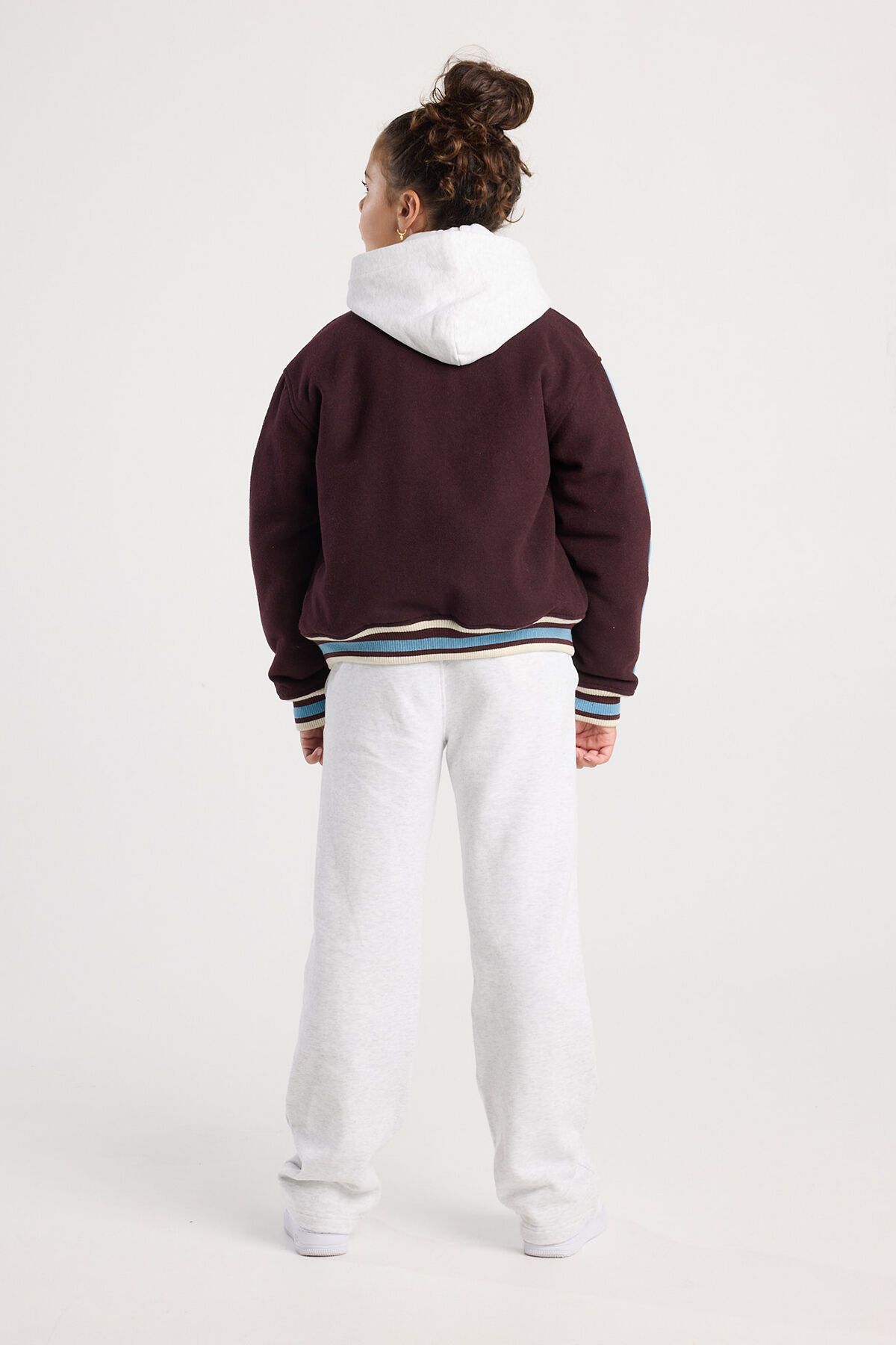 Josy JR image number 2