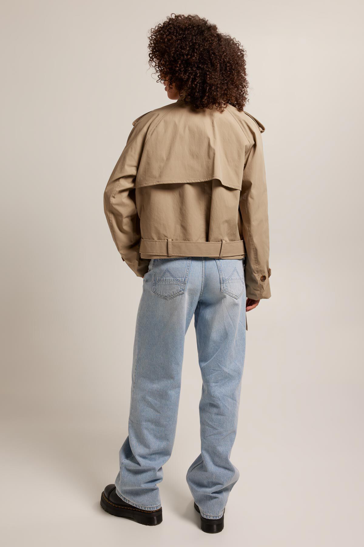 Trenchcoat Jimmy image number 2