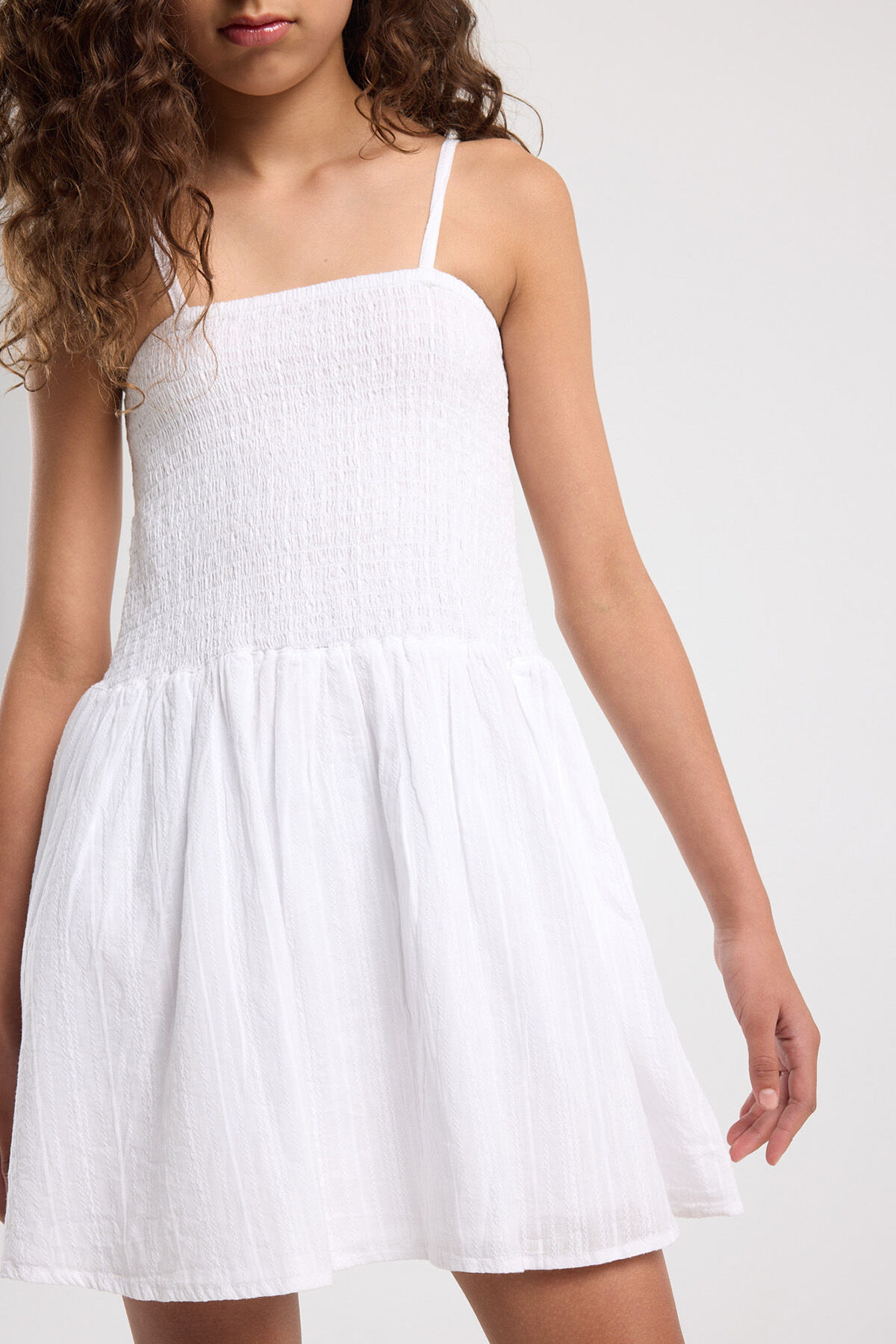 Dorian Jr image number 3