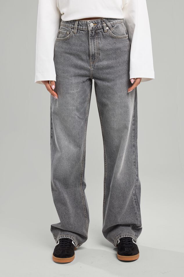 Jeans Irvine image number 1