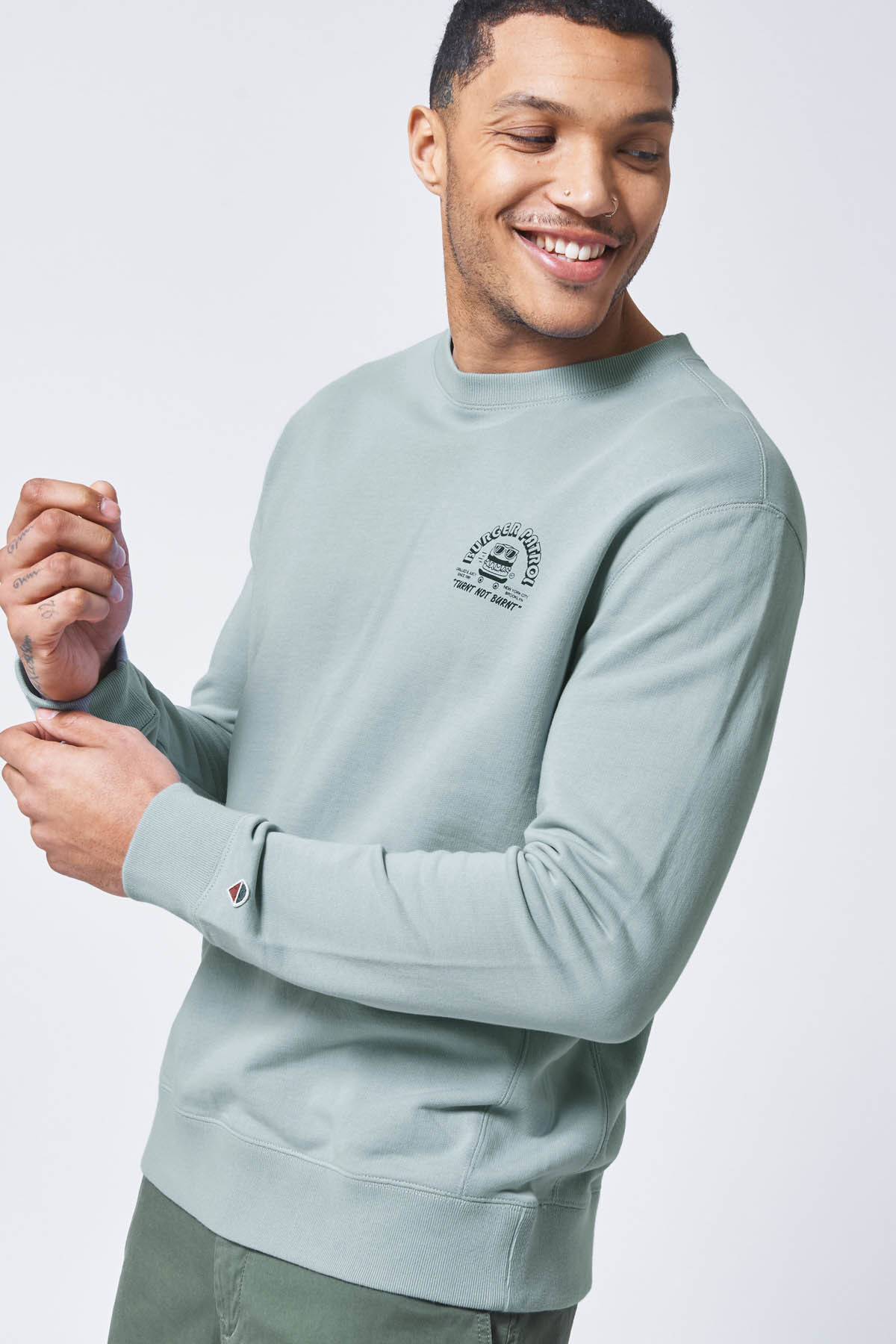 Sweater Sagar image number 0