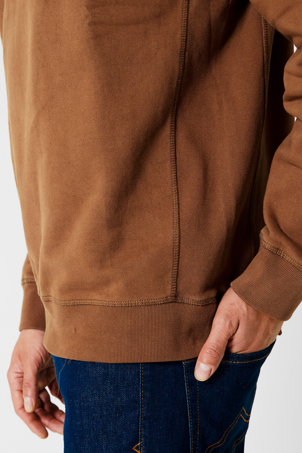 Sweater South Crew image number 3