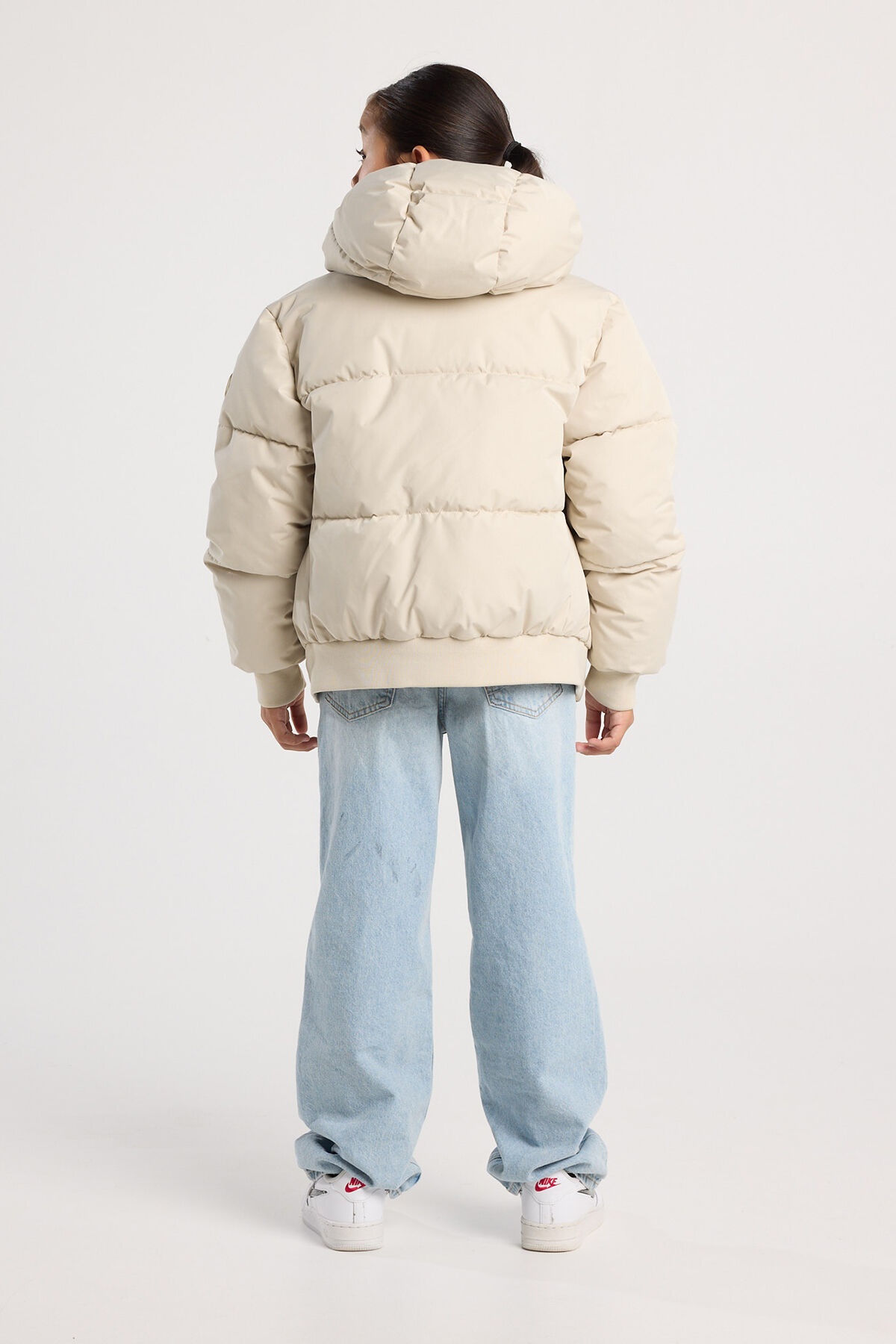 Julie jr image number 2