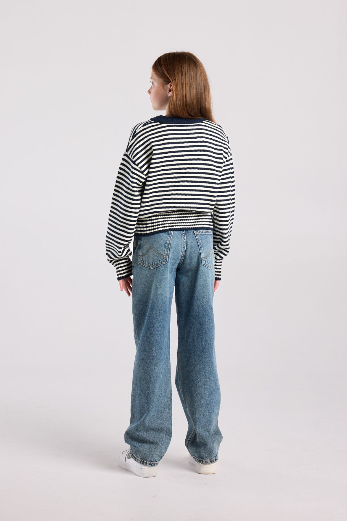 Klaudia Jr image number 2