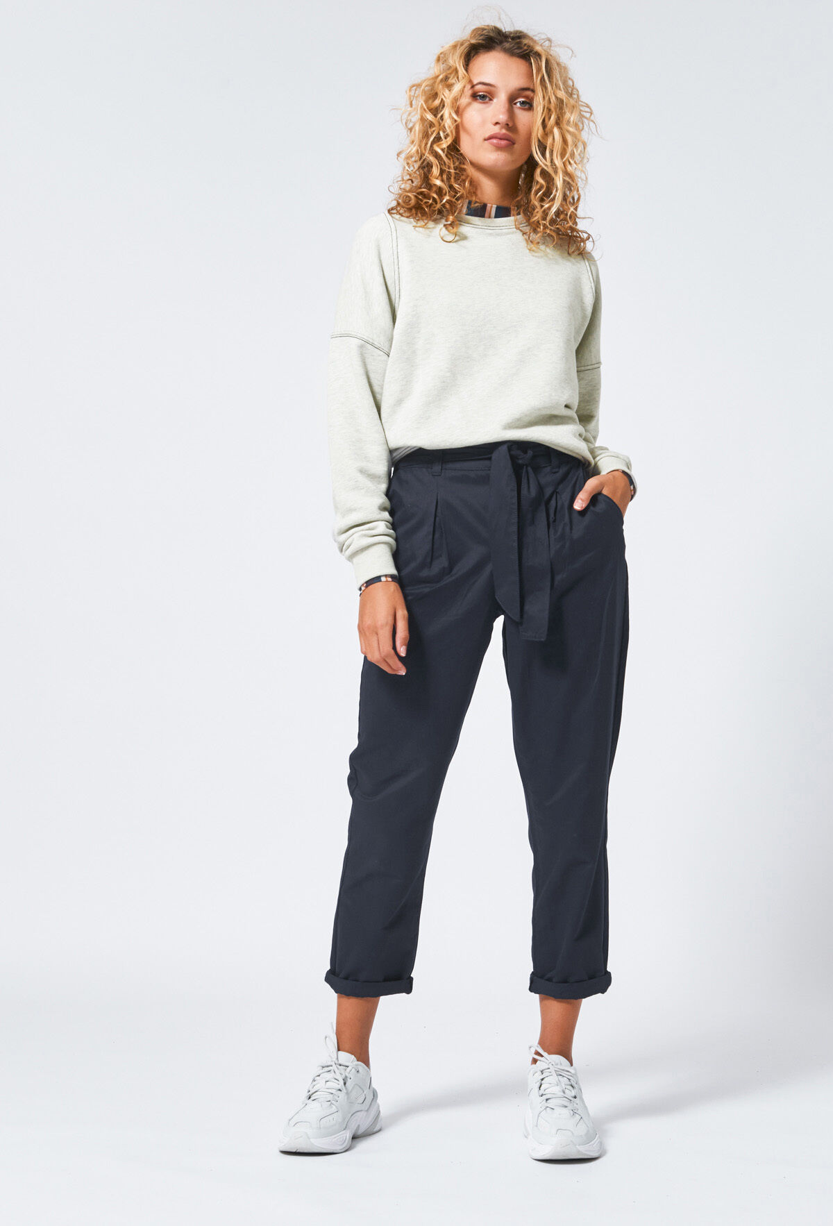 Sweater Sill image number 1