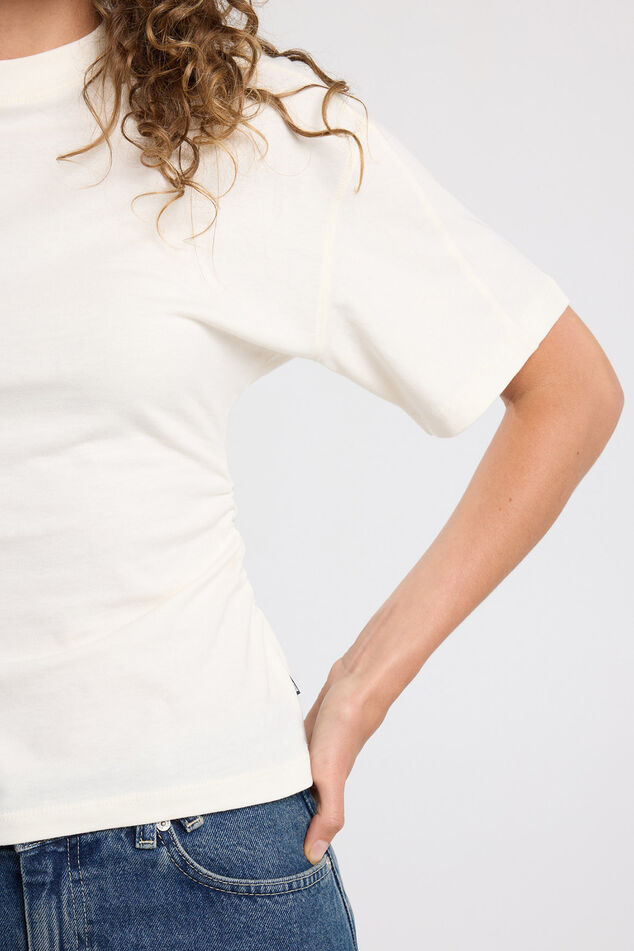 Eleni image number 3