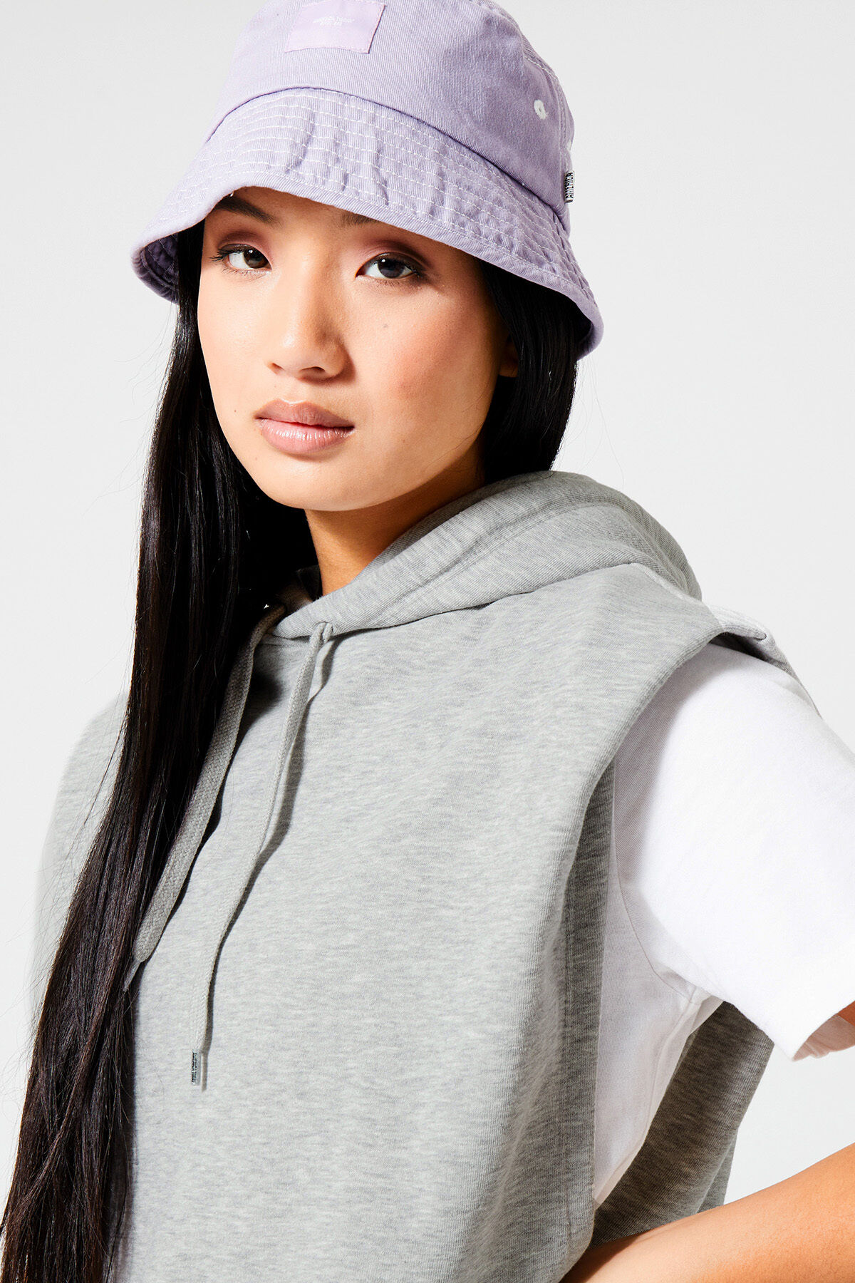 Sweater Susan image number 3