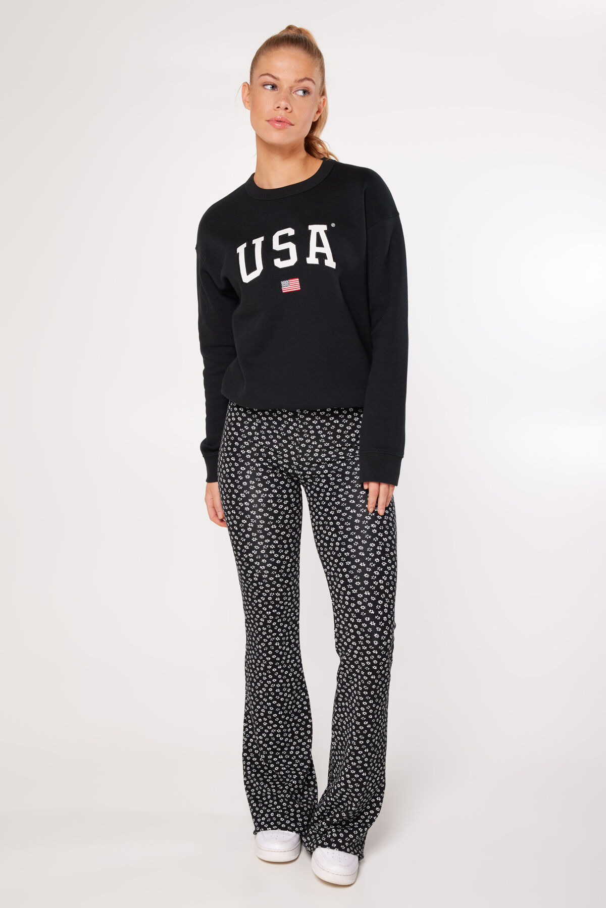 Sweater Soel image number 1