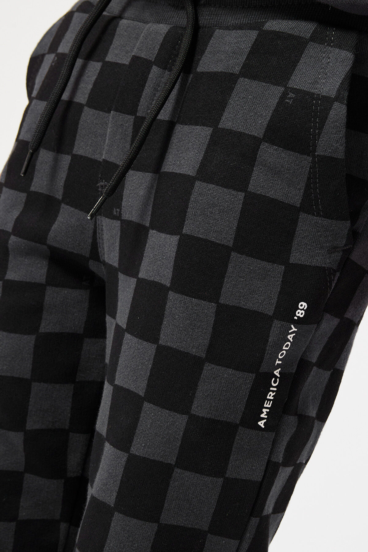 Jogginghose Chad Jr image number 3