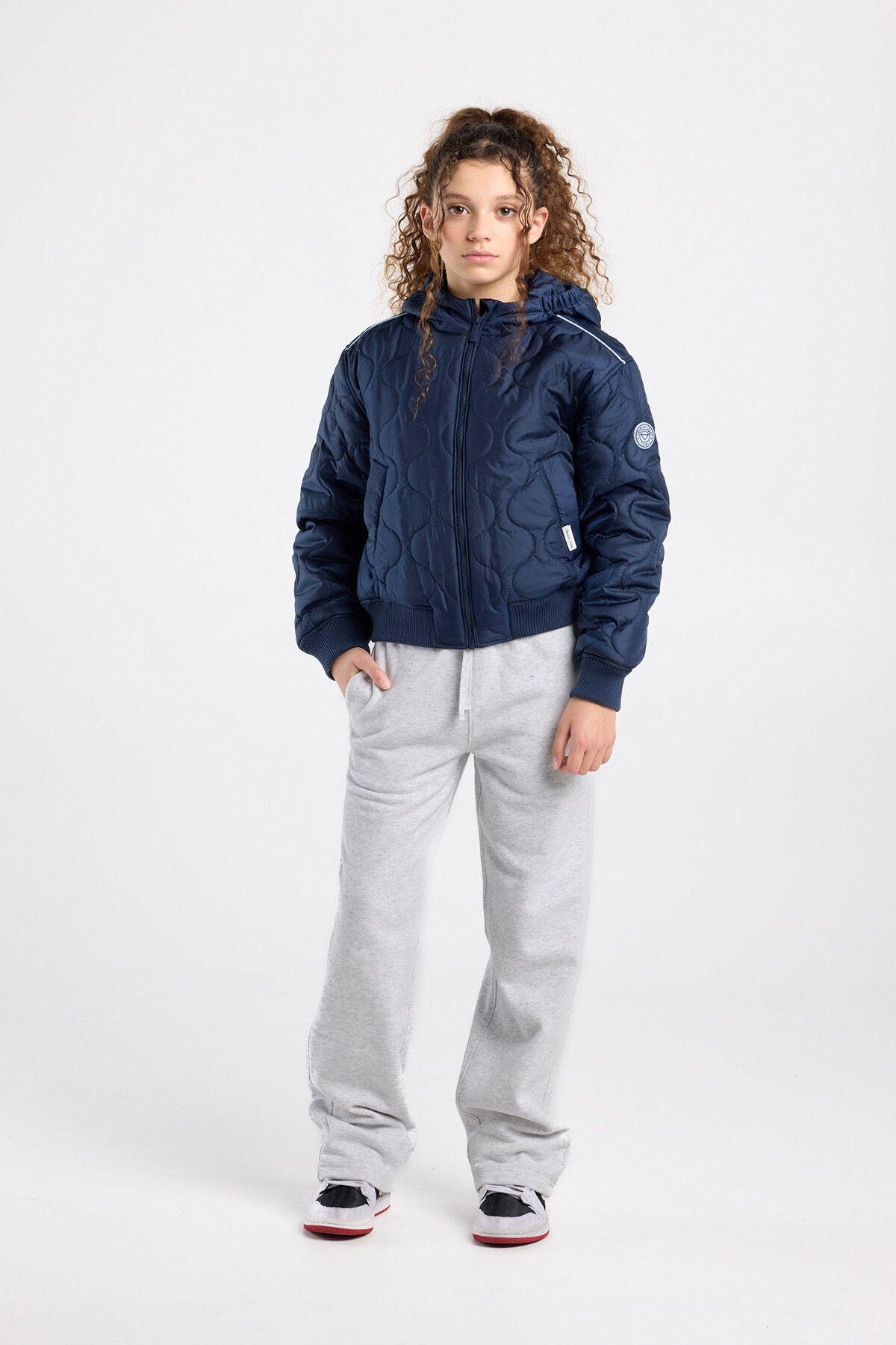 Joanna jr image number 1