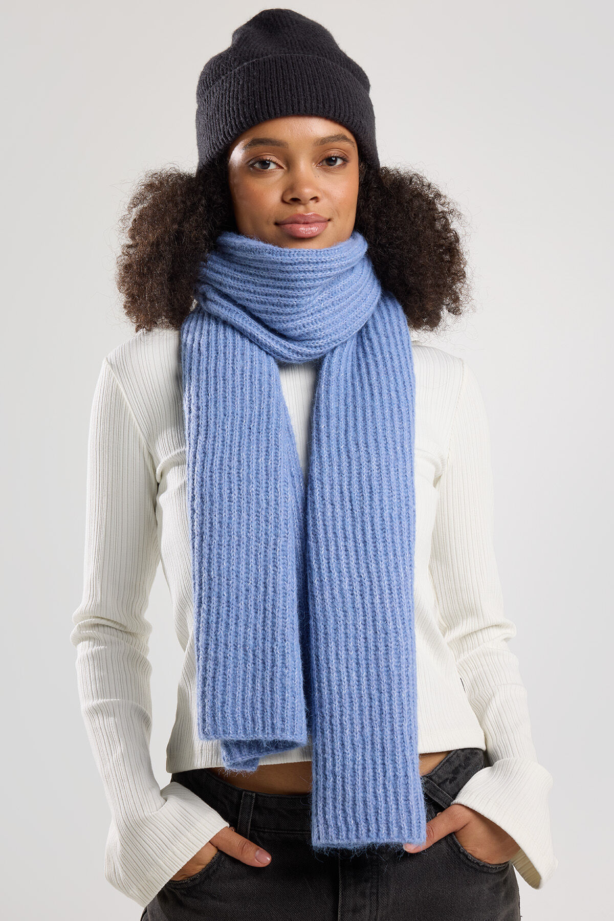 Scarf Alice image number 0