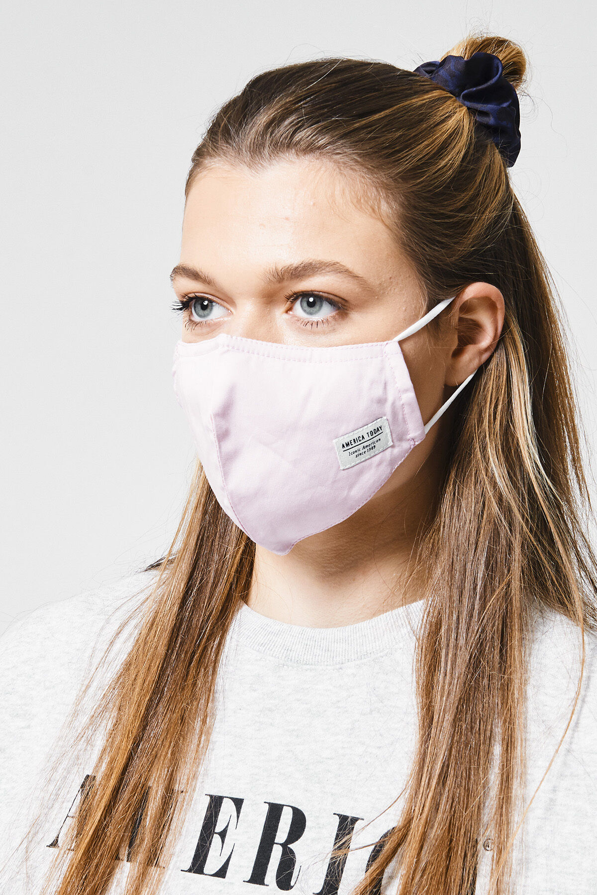 Face mask Face Mask AT image number 0