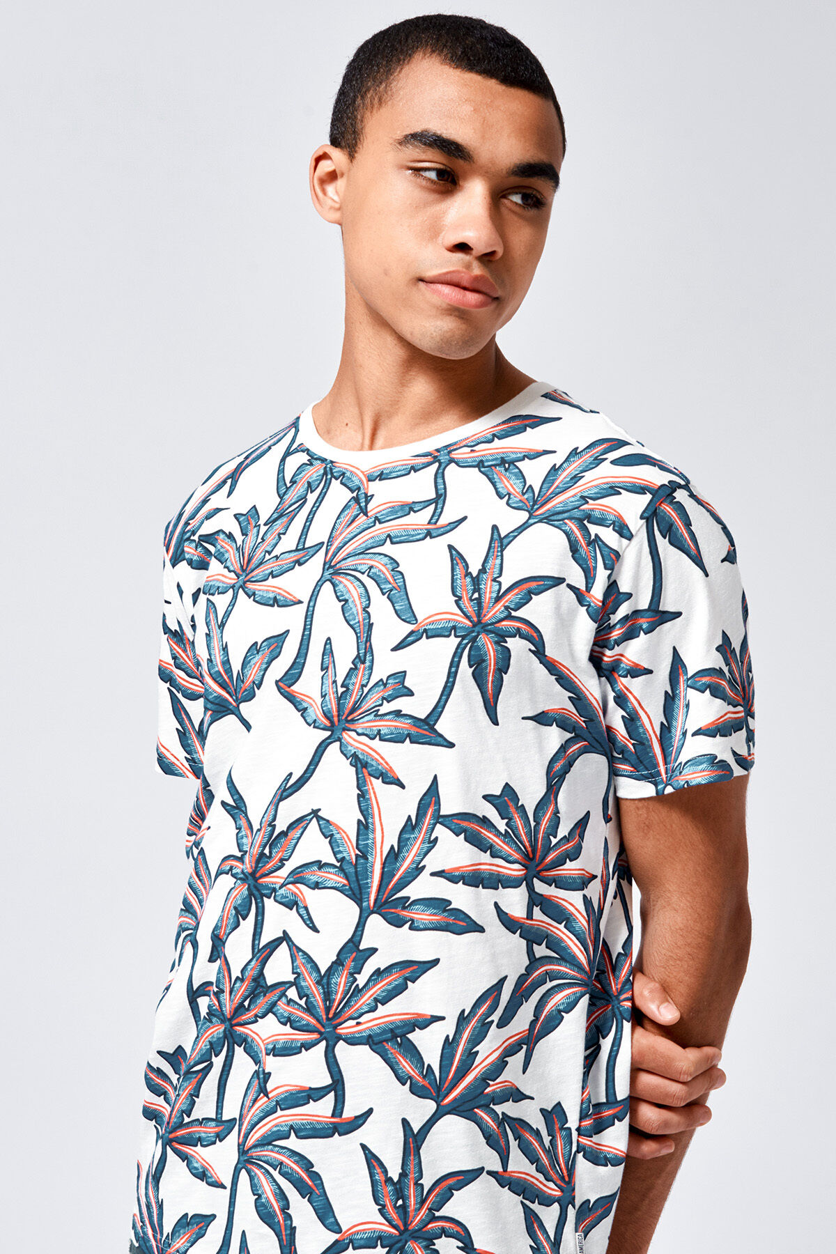 T-shirt Elgin flowers image number 1