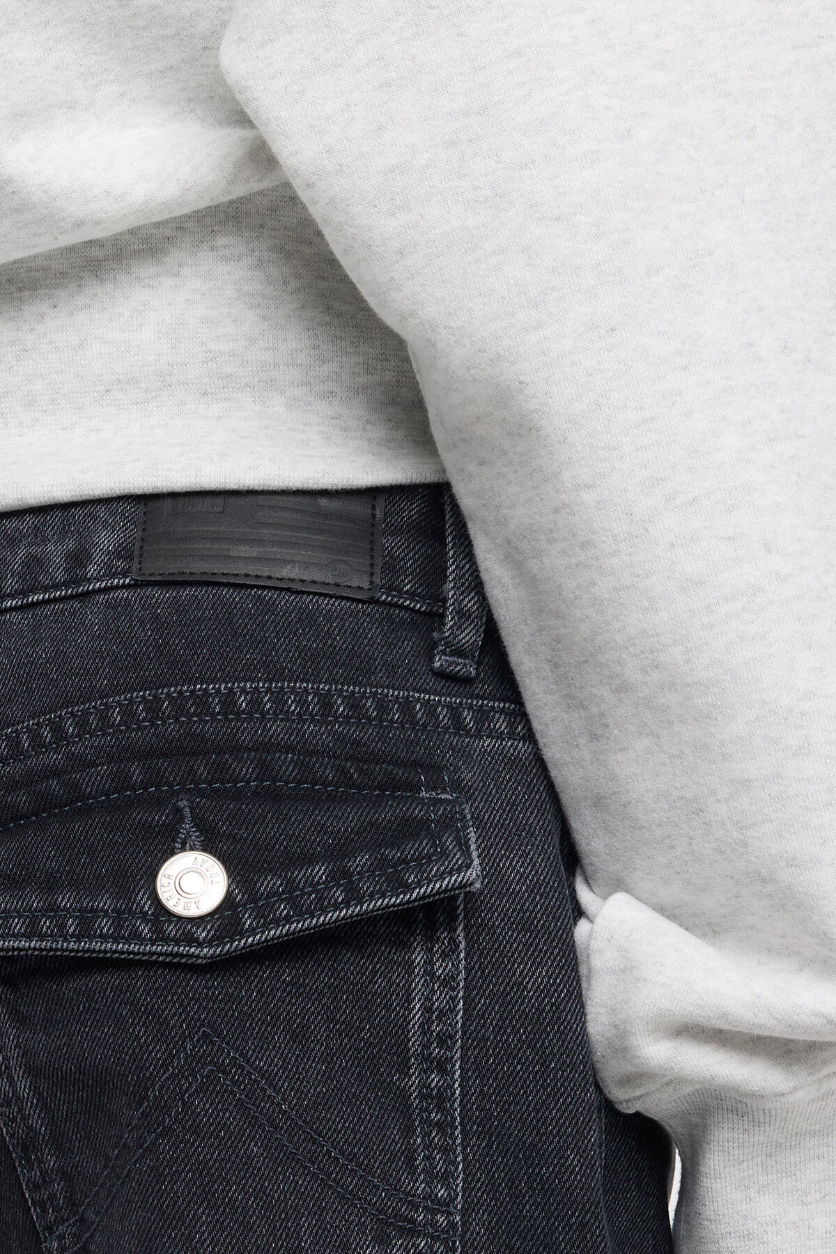 Tennessee JR image number 3