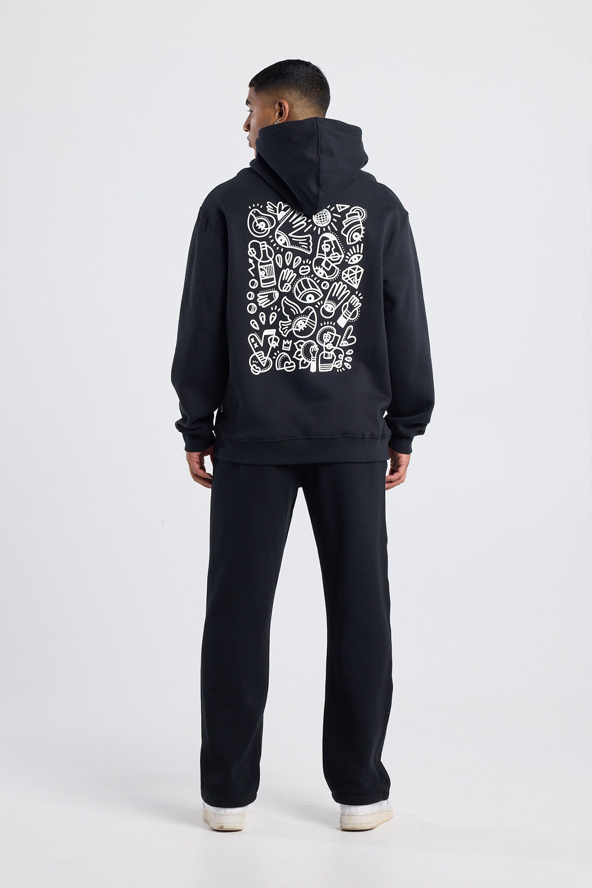 Santino hood image number 2