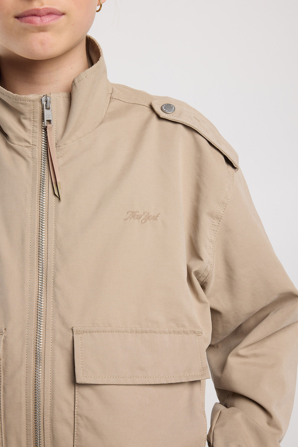 Joelle jr image number 3