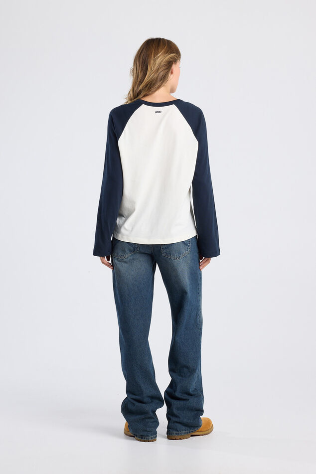 Lea image number 2