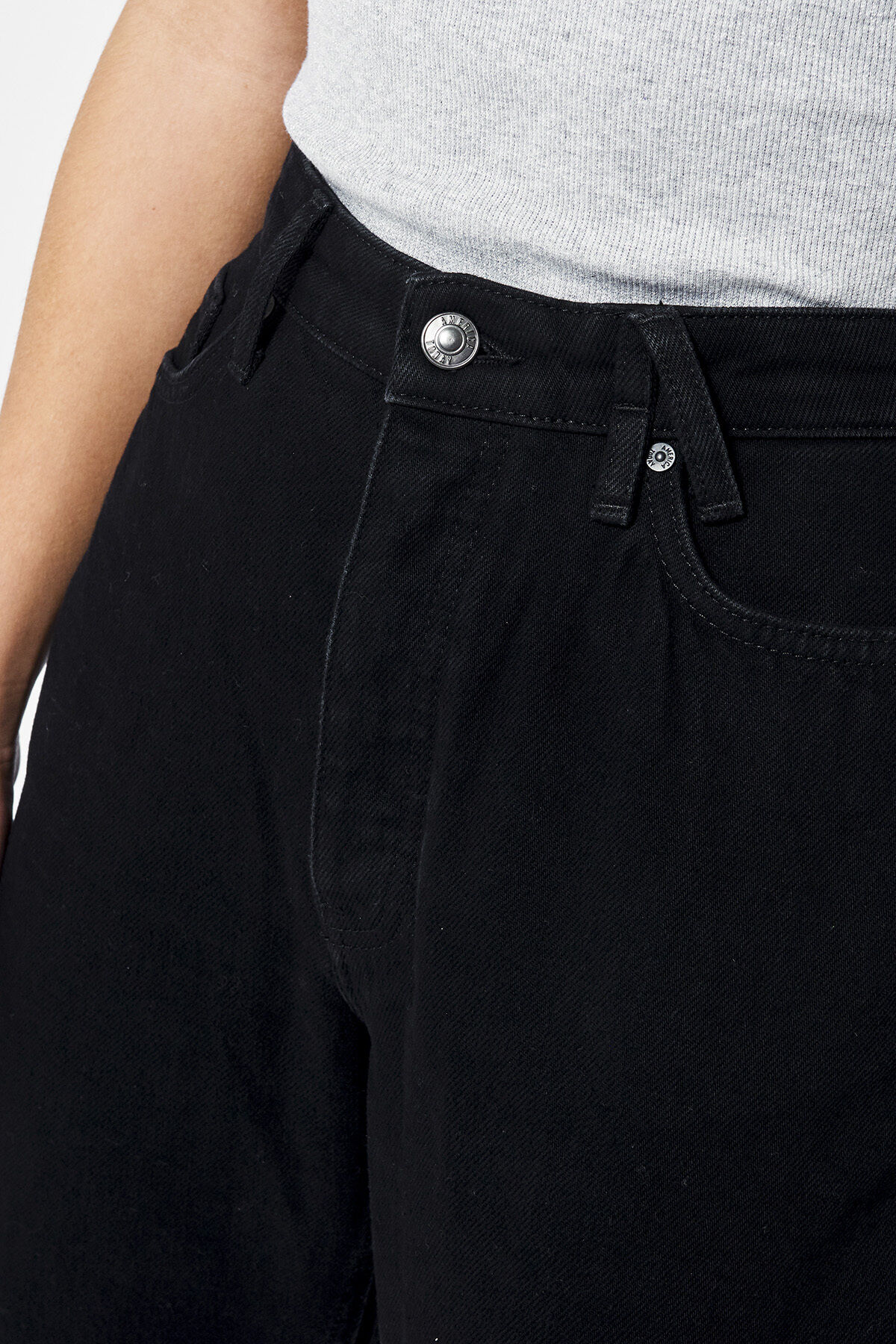 Mom jeans High waist image number 3