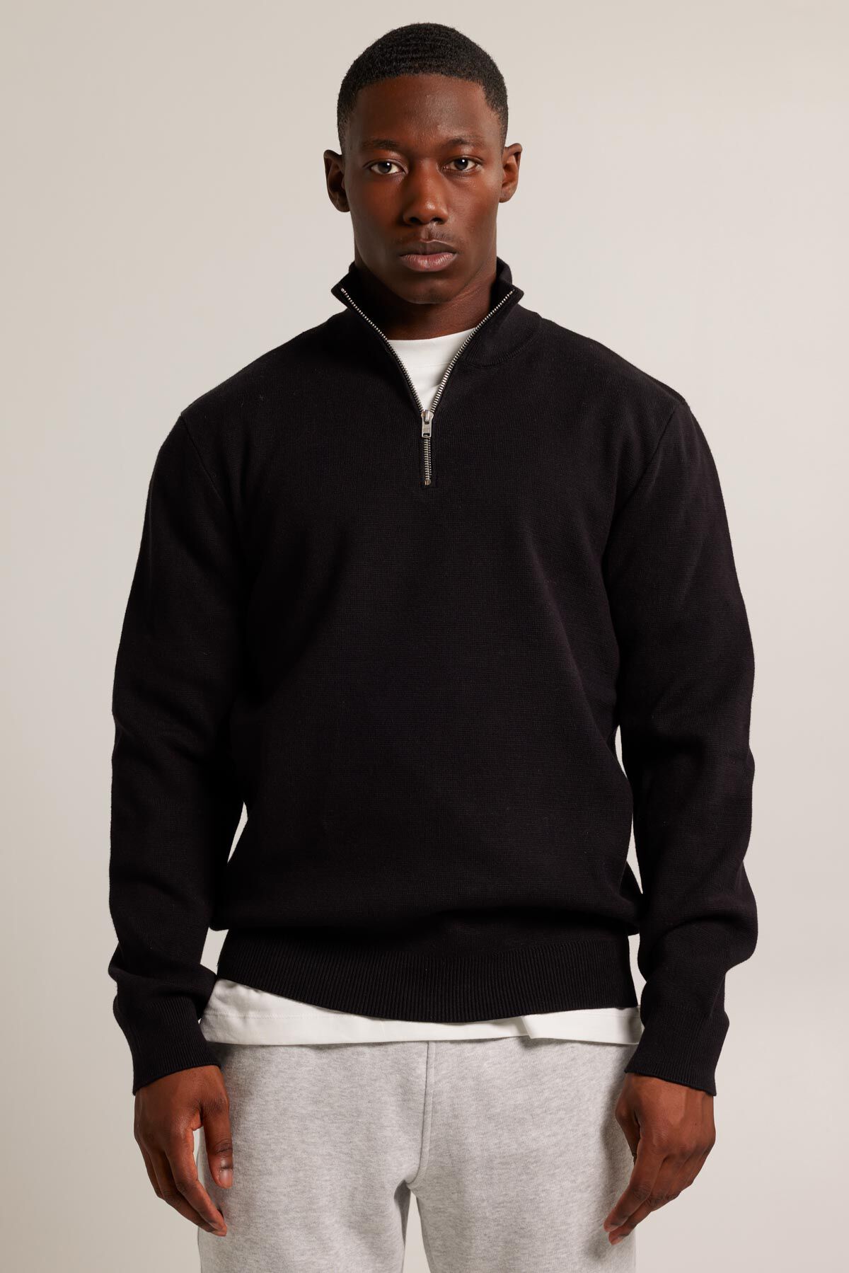 Heren Trui Konrad Black America Today