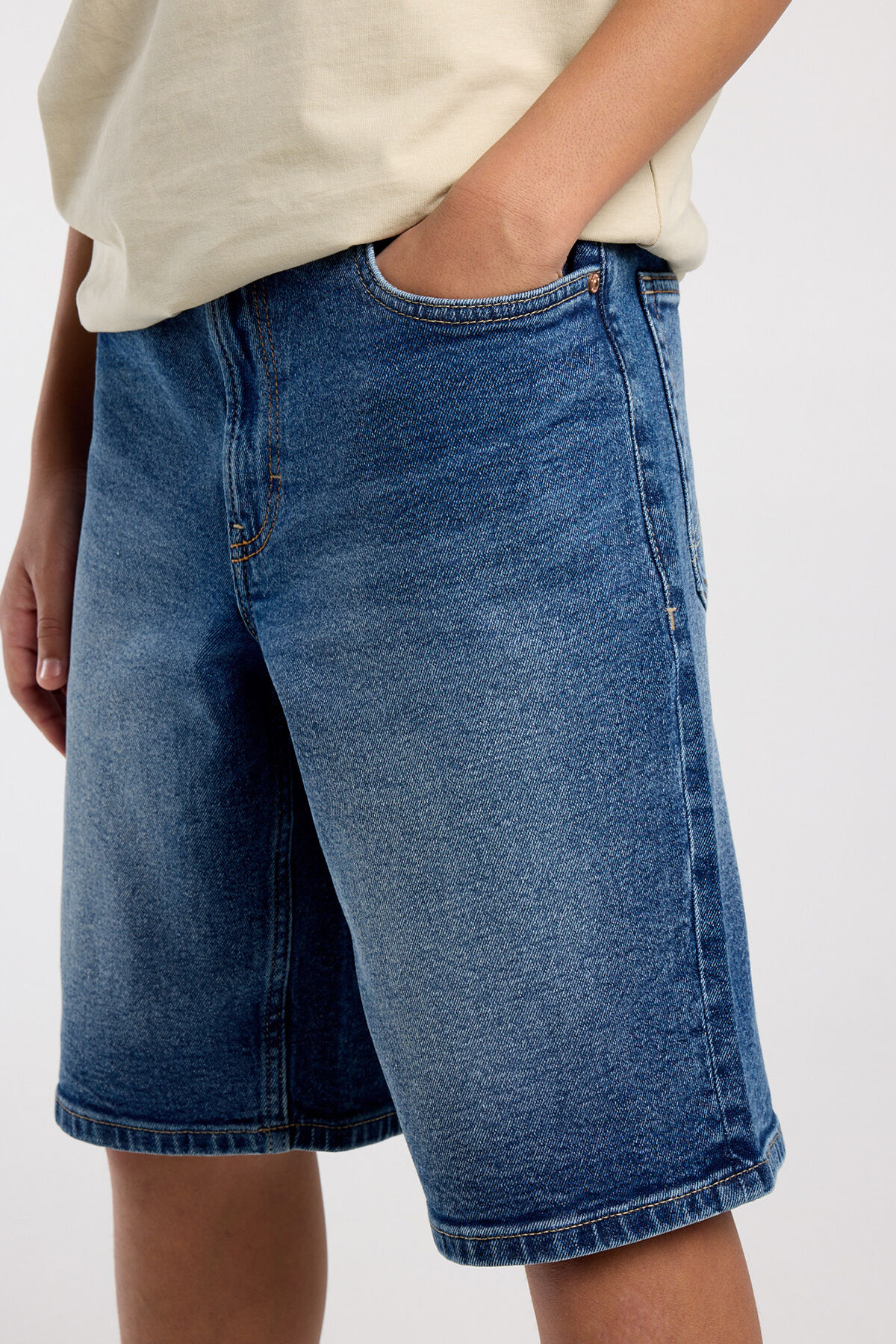 Nate JR image number 3