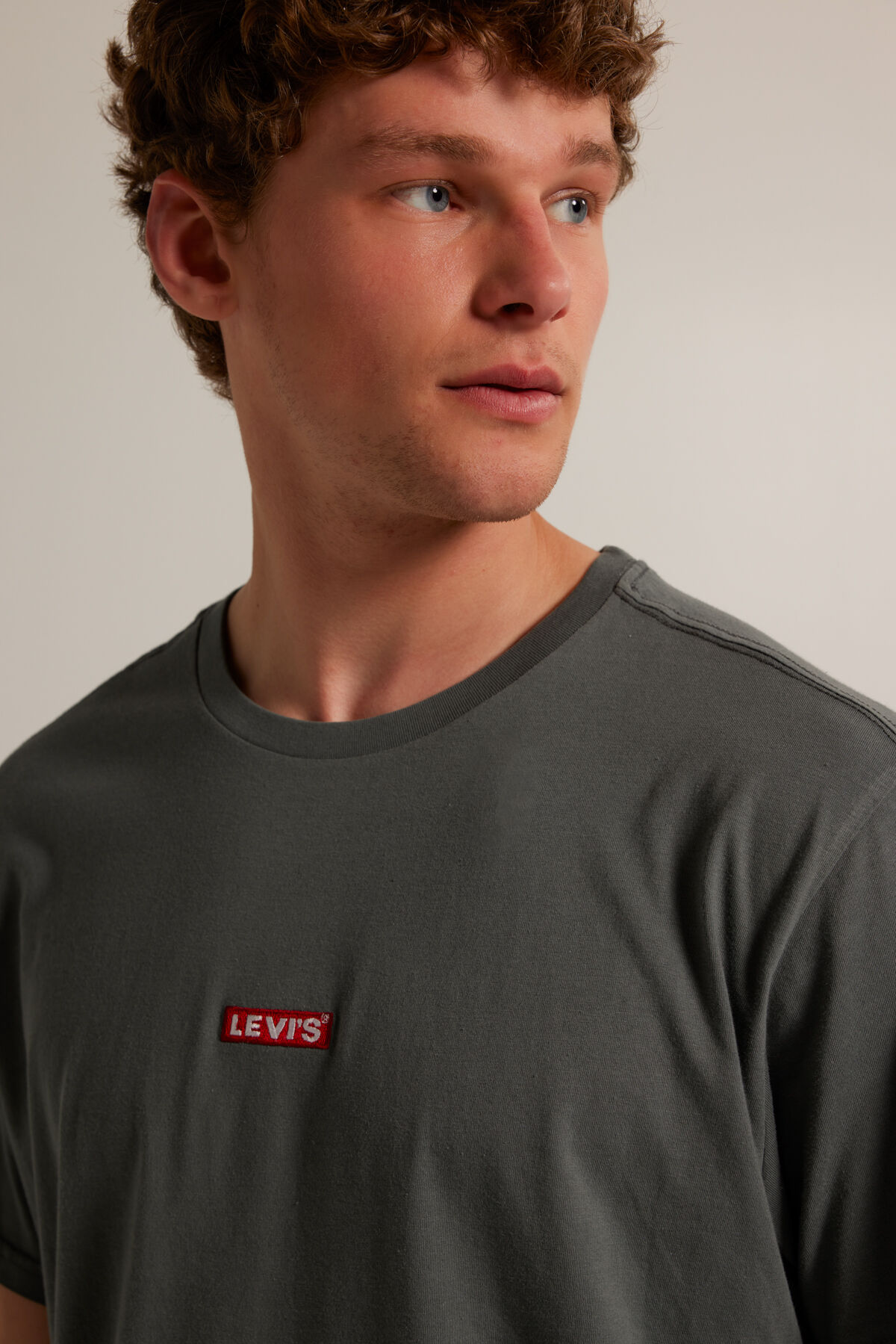 Levi's T-shirt SS relaxed tee image number 3