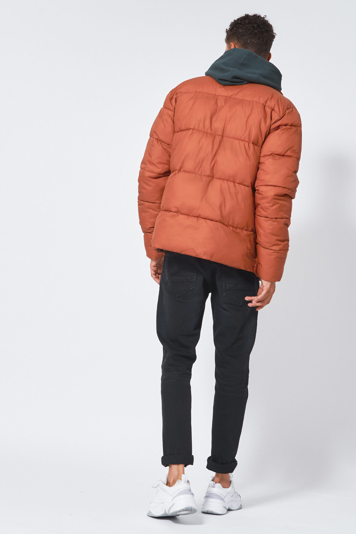 Jacke James image number 2