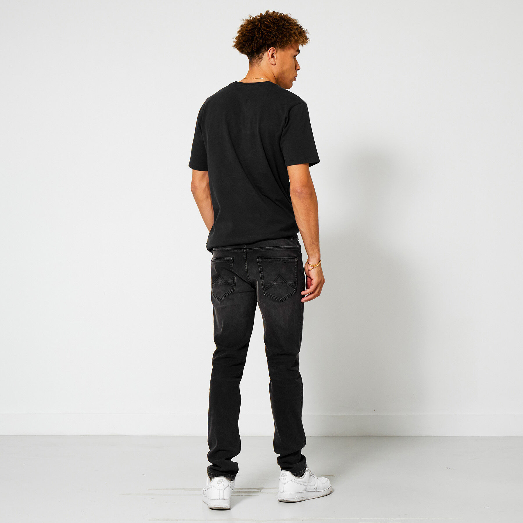 Men Slim fit jeans regular waist Black 