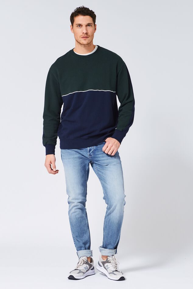 Sweater Sean image number 0