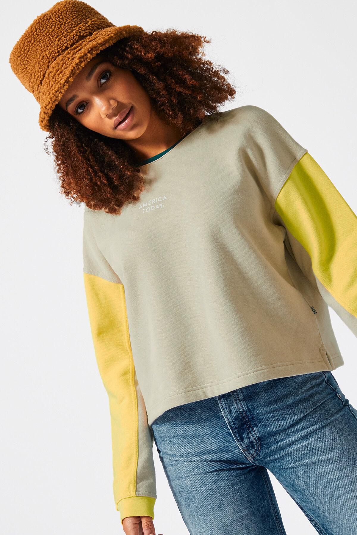 Sweater Sarah image number 0