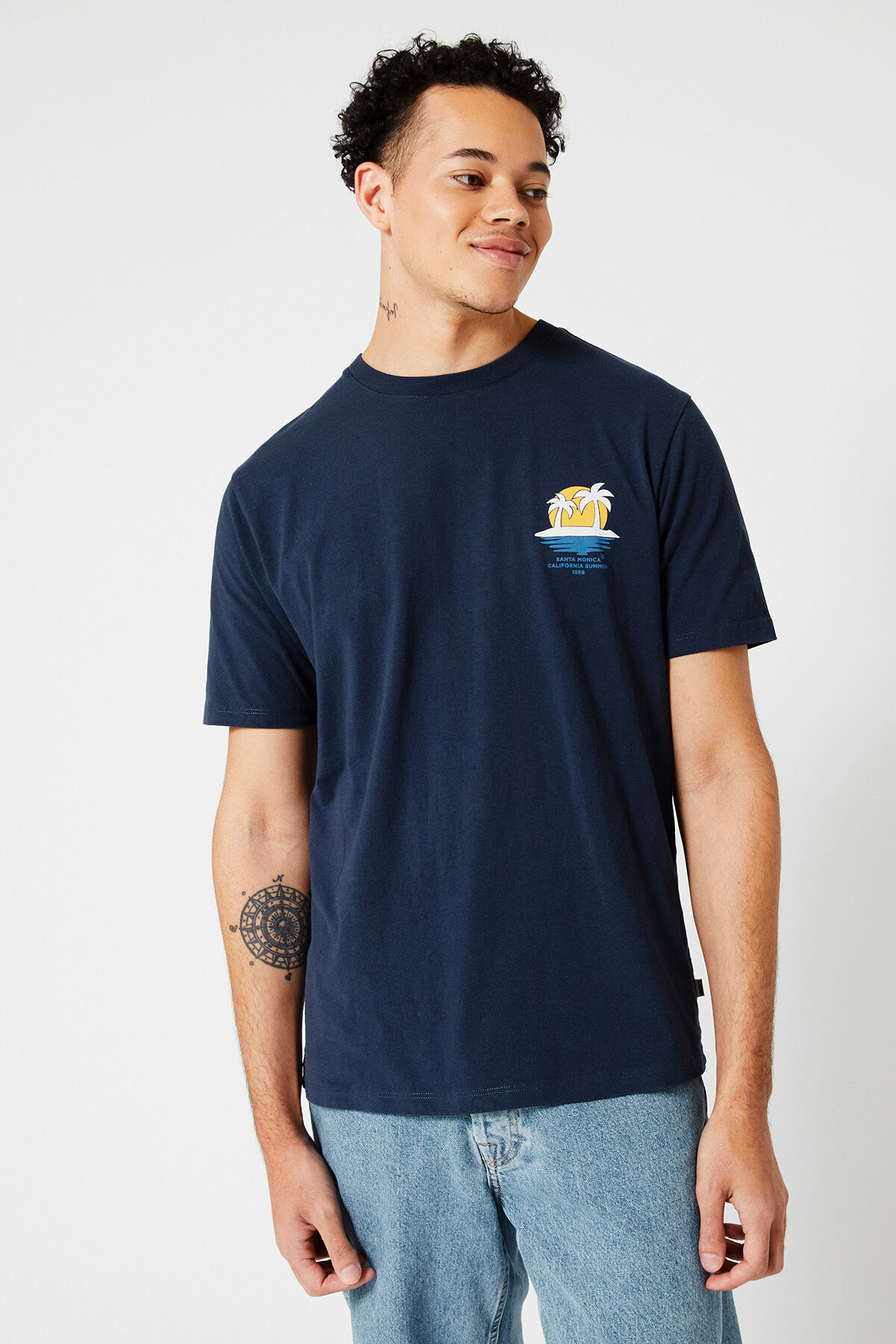 Eagle image number 0