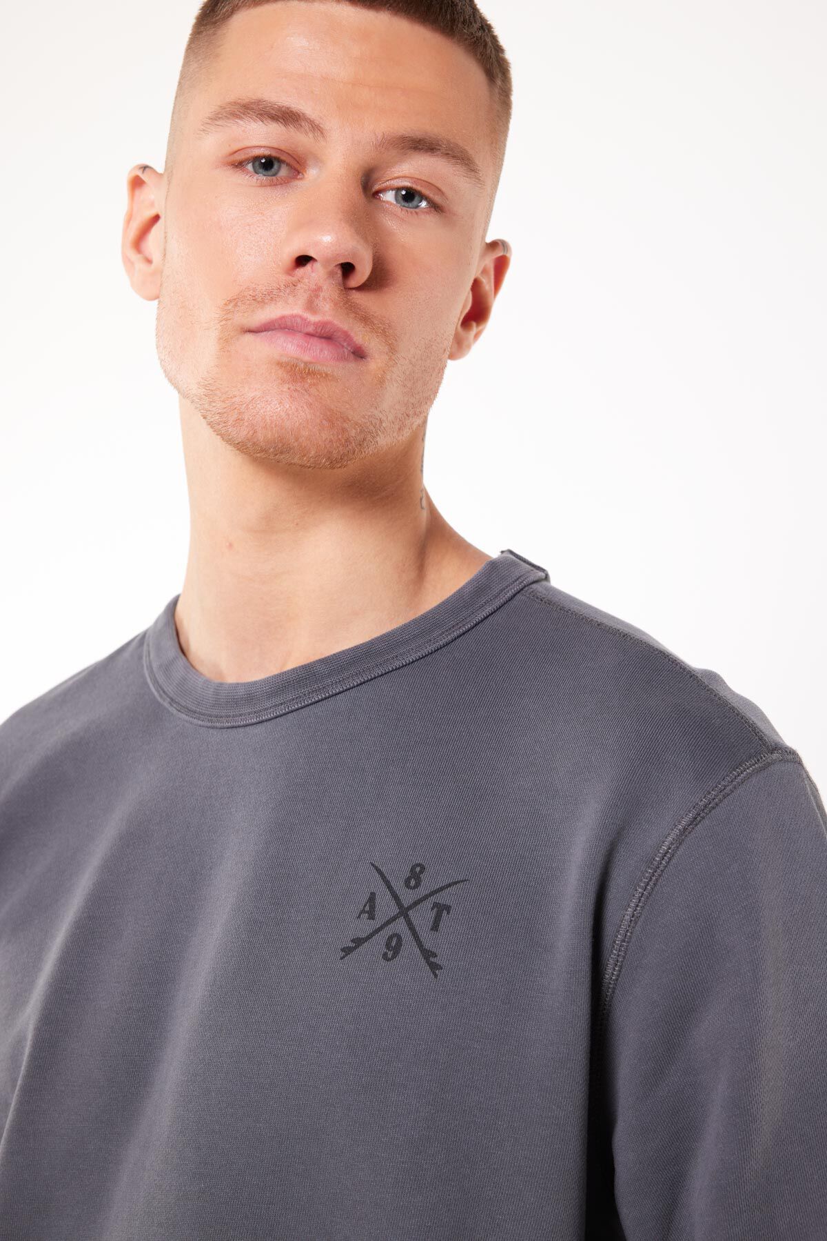 Sweater Santos Crew image number 3