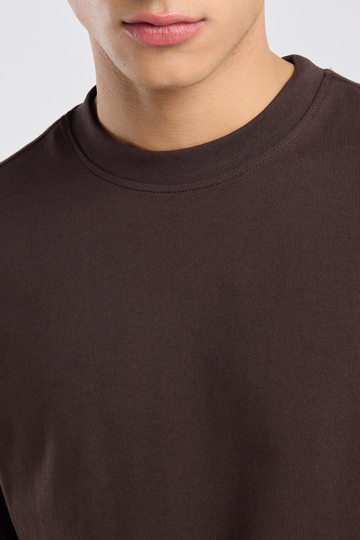 Elliot image number 3