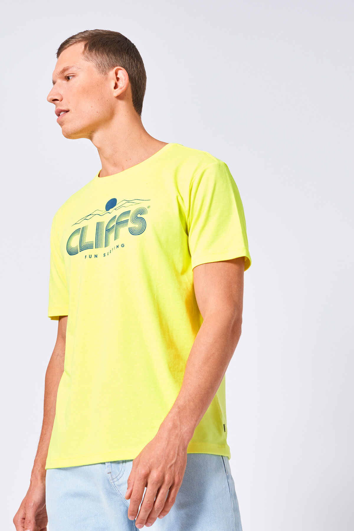 Eon Cliffs image number 3