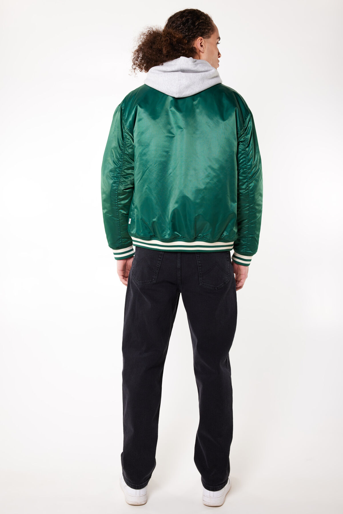 Bomberjack Jamey image number 2