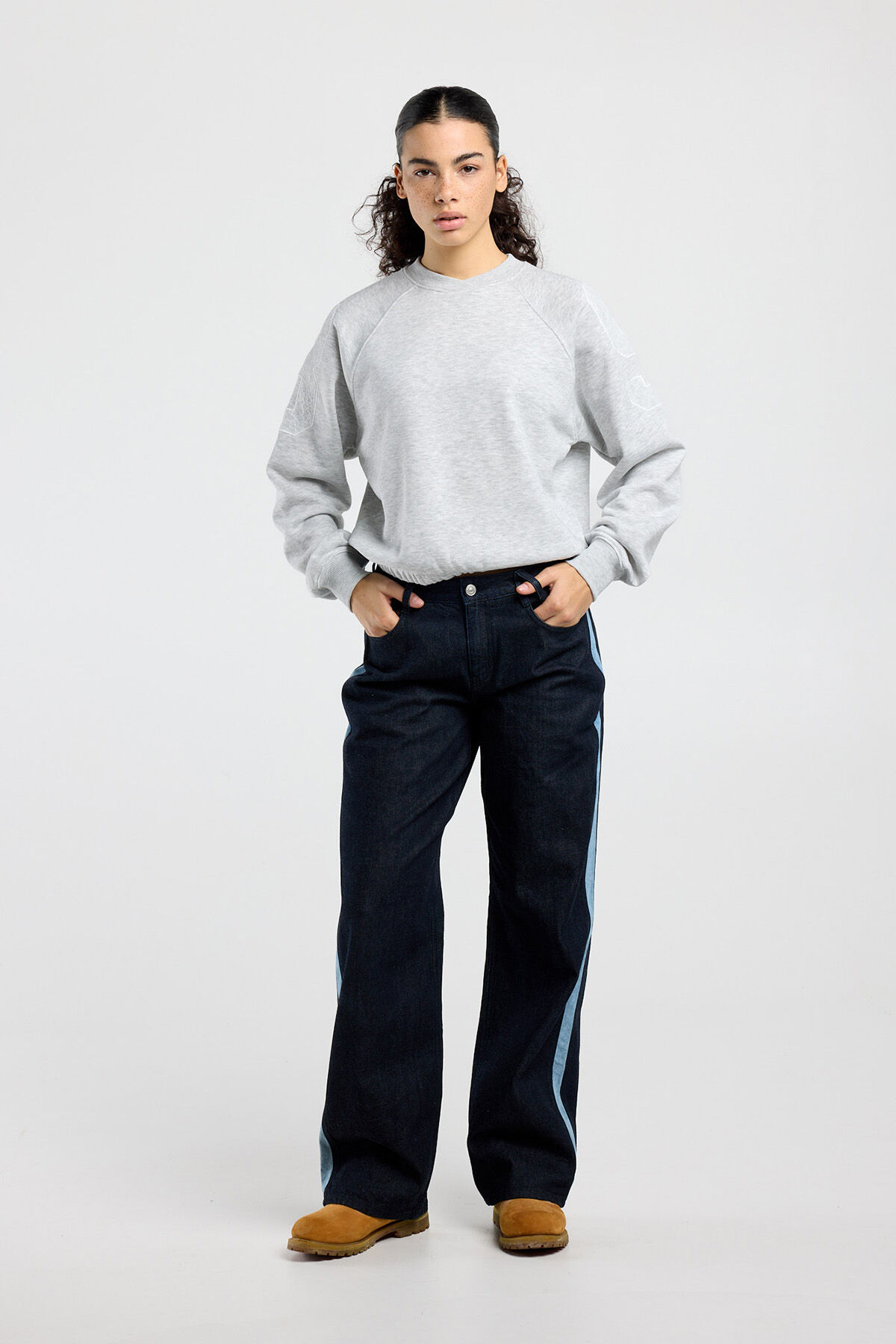 Sanny image number 1