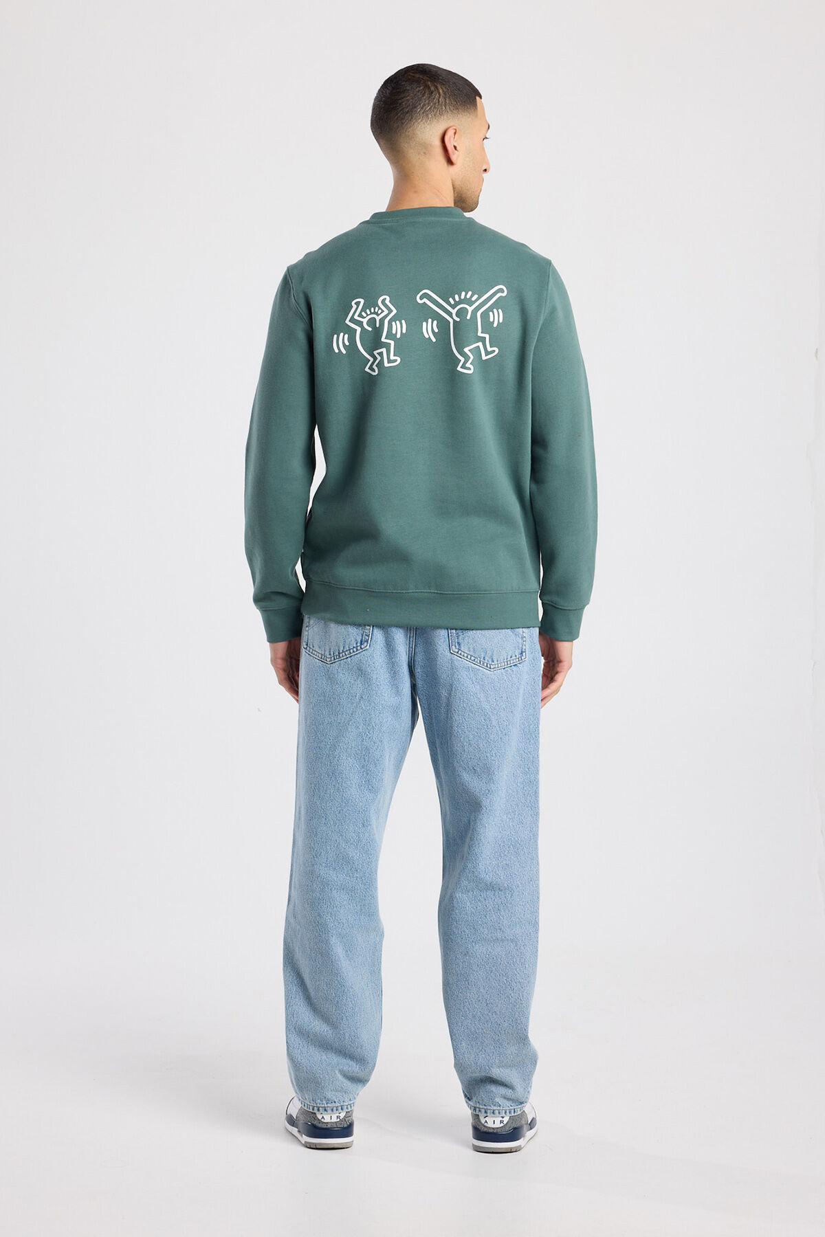 Saul Crew image number 2