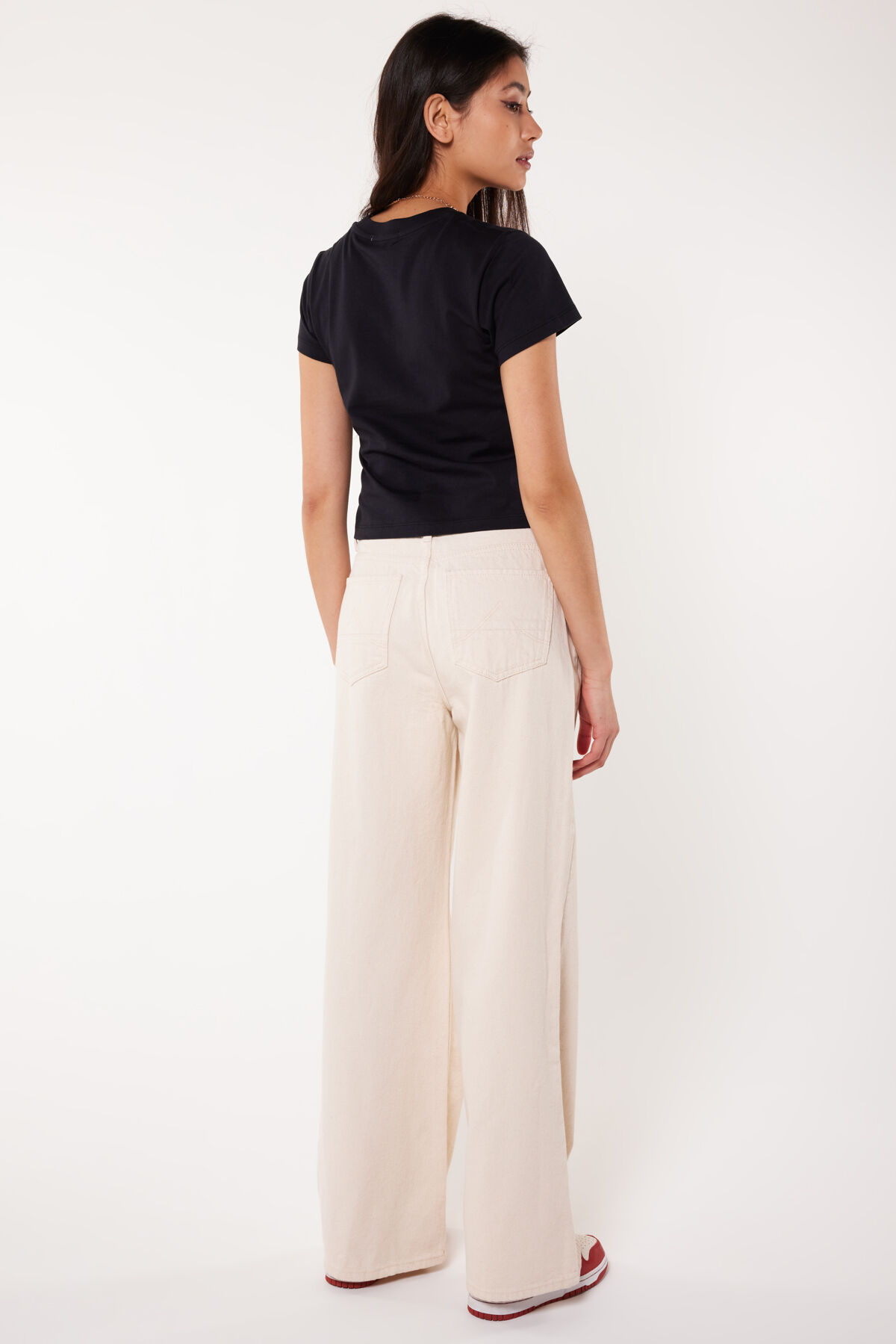 Olivia image number 2