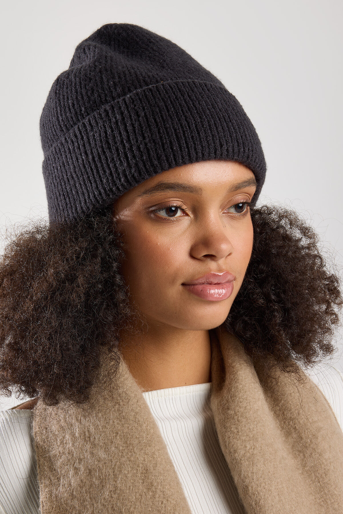 Muts Aisha image number 0