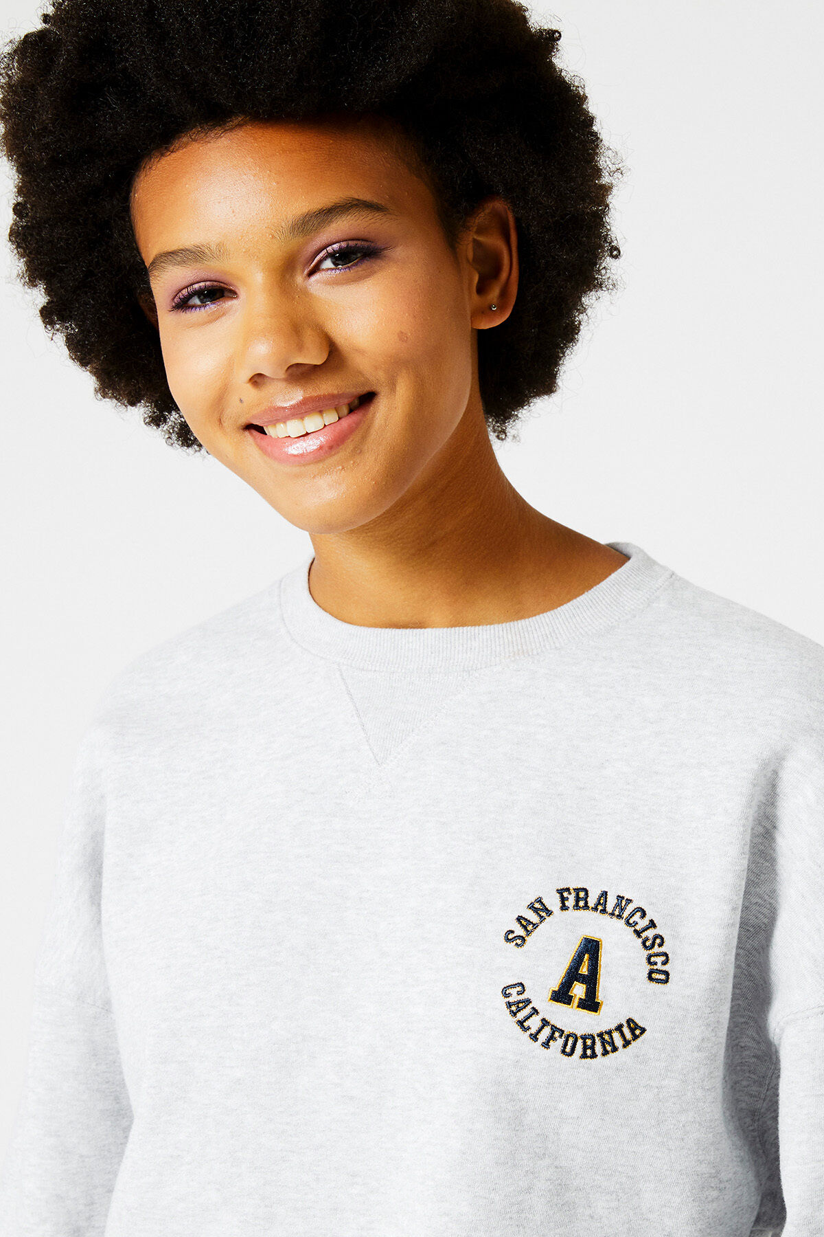 Sweater Sue image number 3