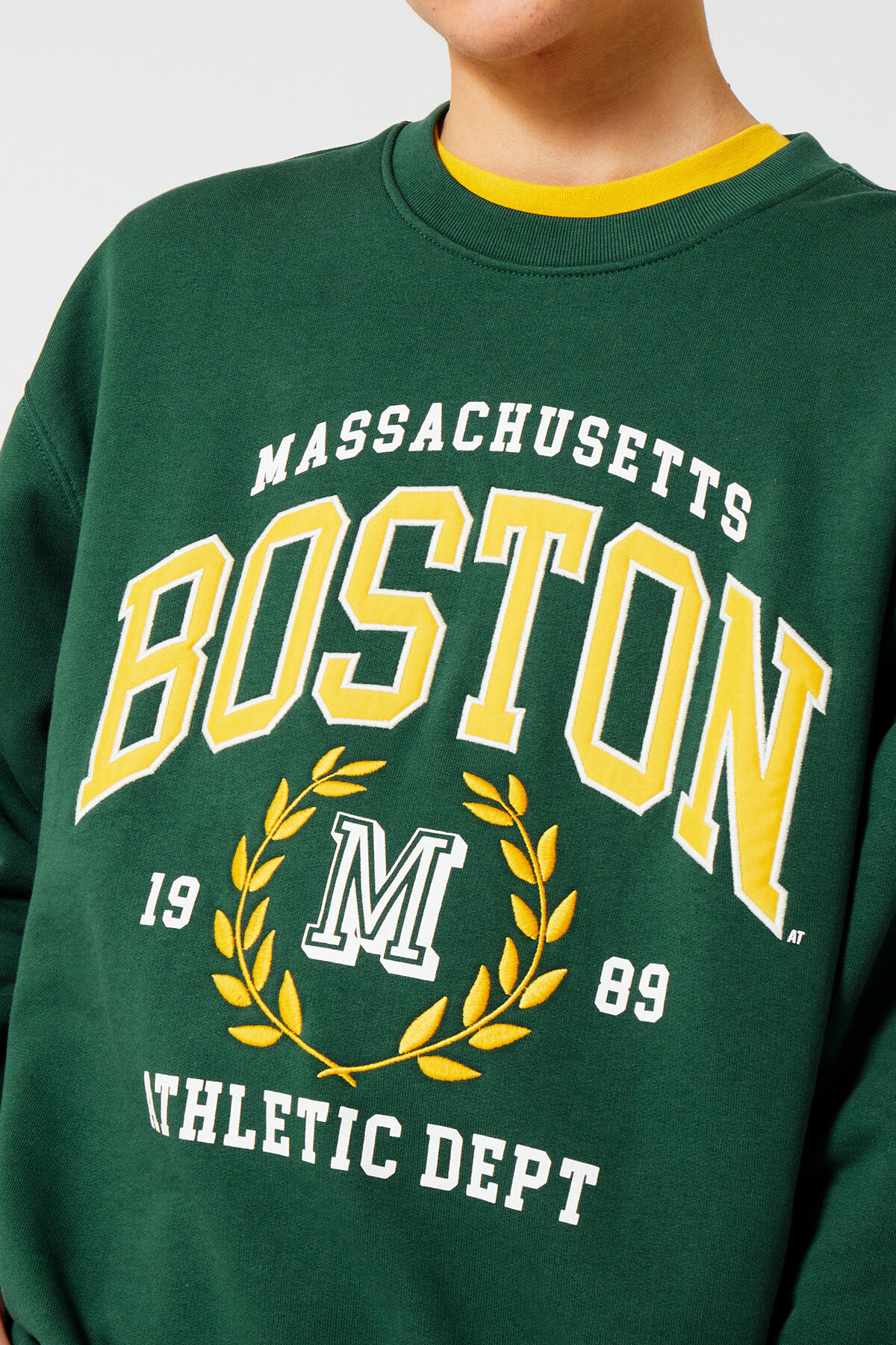 Sweater Sid crew image number 3